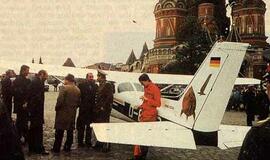 Prie Kremliaus lėktuvu nutūpęs vokietis mano padaręs tam tikrą įtaką istorijai