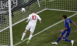 Anglijos ir Prancūzijos komandos iškopė į ketvirtfinalį