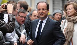 Francois Hollande asmens sargybiniai pamiršo savo ginklus