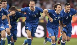 Italija perkando graikišką anglų riešutą