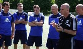 Lietuvos futbolo treneriams atnaujinti žinias padėjo anglų specialistas