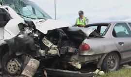 Partrenkta nėščioji, kovojama dėl jos kūdikio gyvybės