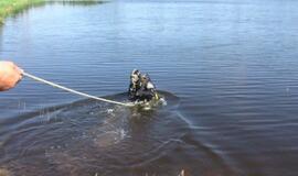 Skęsdamas ežere, vairuotojas gėrė toliau