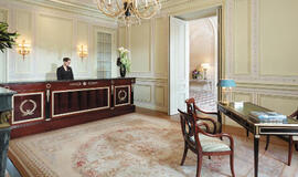 Saudo Arabijos princesė mėgino pasprukti iš Paryžiaus viešbučio neužsimokėjusi