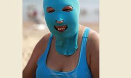 Kinės sugalvojo, kaip paplūdimyje nenudegti veido