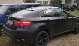 Pasieniečiai Nidoje nutraukė įtartino visureigio kelionę