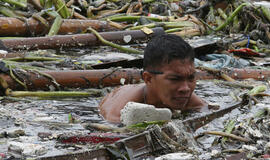 Per tropinę audrą Filipinuose žuvo trys žmonės