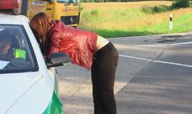 Kompanijos kelionę poilsio link užtvėrė betoniniai blokai