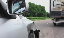 Avarijos tęsiasi: smulki avarija sukėlė didelius ginčus