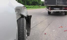 Avarijos tęsiasi: smulki avarija sukėlė didelius ginčus