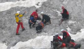 Austrijos Alpėse išgelbėtas alpinistas, savaitę praleidęs ledyno plyšyje