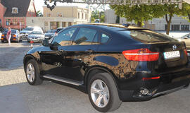 Liepą naujų automobilių rinka šiek tiek ūgtelėjo