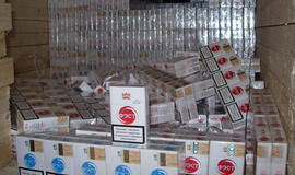 Medininkuose sulaikyta ketvirčio milijono litų vertės cigarečių kontrabanda