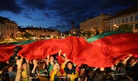 Rūtą Meilutytę pasitiko tūkstančiai gerbėjų