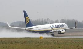 &quot;Ryanair&quot; gresia milijoninės baudos