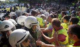 Graikijos riaušių policija susirėmė su policininkų profsąjungos nariais