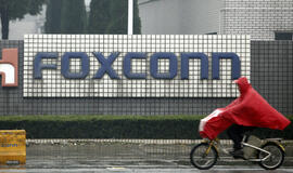 Kinų korporacija dėl peštynių laikinai uždarė gamyklą