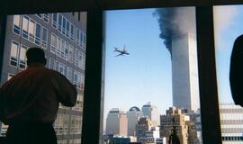 Rugsėjo 11-ąją griuvusių dangoraižių dvynių savininkai reikalauja kompensacijos iš oro bendrovių