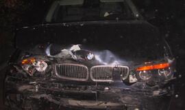 "Opel Astra" pasimaišė BMW kelyje