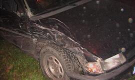 "Opel Astra" pasimaišė BMW kelyje