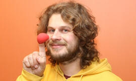 Algirdo Urbono klounas - teigiamų jausmų alternatyva ligoniukams