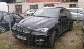 Baltarusis Lietuvoje nusipirko "BMW X6" su, įtariama, Vokietijoje vogtu registracijos liudijimu