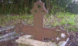 Siekiama apsaugoti paminklus evangelikų liuteronų kapinėse