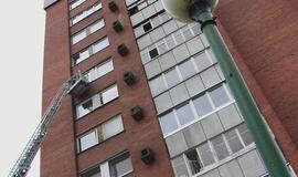 Vilniuje iškritę iš aštunto aukšto žuvo du vaikinai