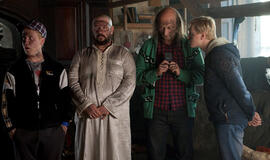 Filme „Sėkmės džentelmenai“ nusifilmavusiam aktoriui Sergejui Bezrukovui dėl vaidmens teko atjaunėti dešimčia metų