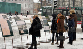 Klaipėdos istoriją praeiviams pasakoja ekspozicija prie „Arkos“