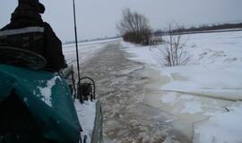 Potvynis įdarbino ir karius