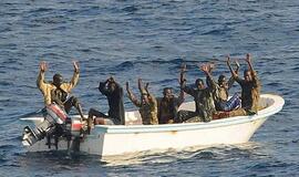 Išlaisvinti trys ukrainiečių jūreiviai, kuriuos piratai buvo pagrobę prie Nigerijos krantų