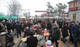 Stintų kvapas į Palangą sutraukė minias