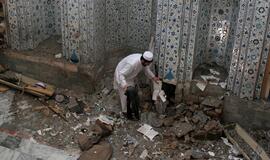Pakistano mečetėje nugriaudėjus sprogimui žuvo keturi žmonės