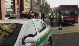 Klaipėdoje autobuso veidrodis kliudė merginos galvą