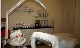 Grožio salonas "Dalevi" kviečia pasitikti pavasarį drauge