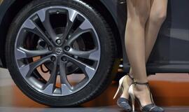 Ženevoje prasideda 83-oji tarptautinė automobilių paroda