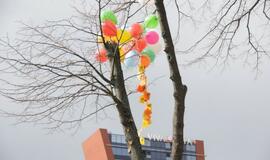Teatrinėje misijoje "Balionai" į dangų pakilo 100 balionų