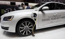 Ženevoje prasideda 83-oji tarptautinė automobilių paroda