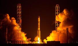 Rusijos raketa "Proton-M" į kosmosą iškėlė Meksikos ryšių palydovą