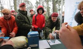 Poilsio parke vykusi talka: neapsiribota vien šiukšlių rinkimu