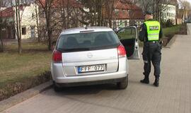 Apalpęs vairuotojas sudaužė tris automobilius