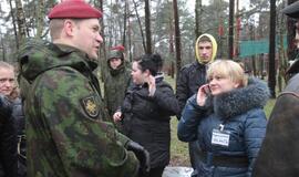 Poilsio parke vykusi talka: neapsiribota vien šiukšlių rinkimu