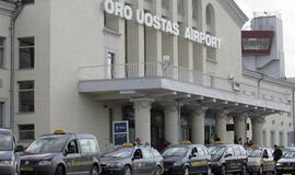 Vilniaus oro uoste avariniu būdu ketino leistis lėktuvas