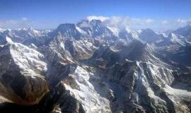 80-metis japonas siekia tapti vyriausiu žmogumi, įveikusiu Everestą