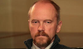 Kilus naujai antilenkiškų nuotaikų bangai