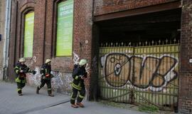 Miesto centre degė pastatas "vaiduoklis"