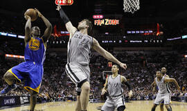 "Spurs" ir "Pacers" iškovojo trečiąsias pergales konferencijų pusfinaliuose