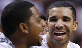 Reperiui Drake‘ui neleista džiaugtis su „Heat“