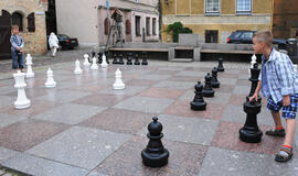 Senamiestyje – milžiniški šachmatai